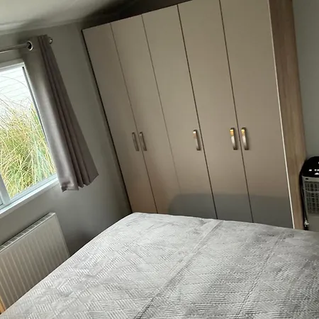 Prachtig Chalet De Wadloper Westerland Exterior photo