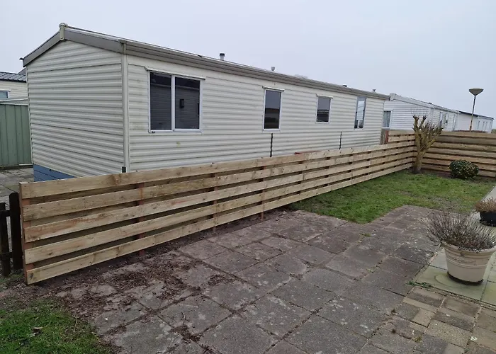 Prachtig Chalet De Wadloper